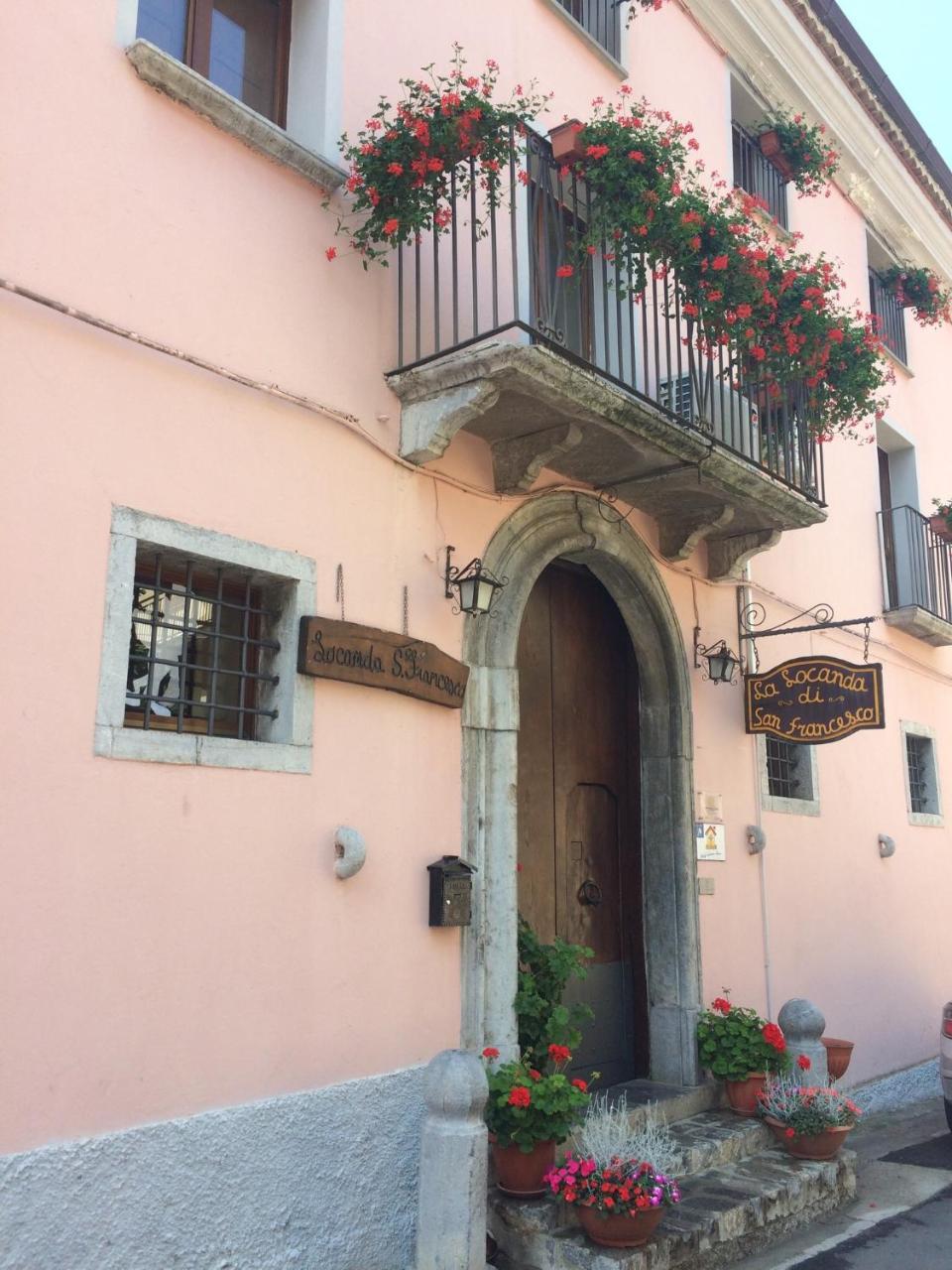 La Locanda Di San Francesco Hotel Viggianello Exterior photo